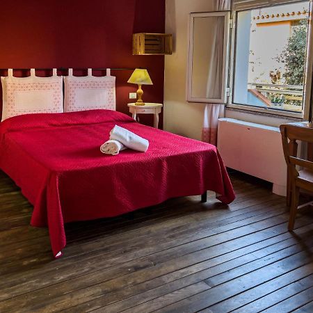 La Terrazza Guesthouse Olbia Ngoại thất bức ảnh
