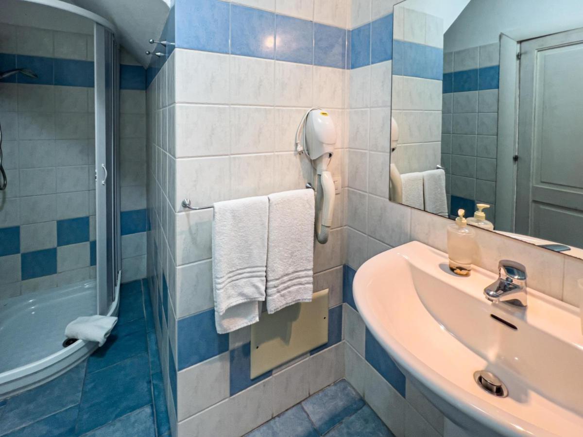 La Terrazza Guesthouse Olbia Ngoại thất bức ảnh