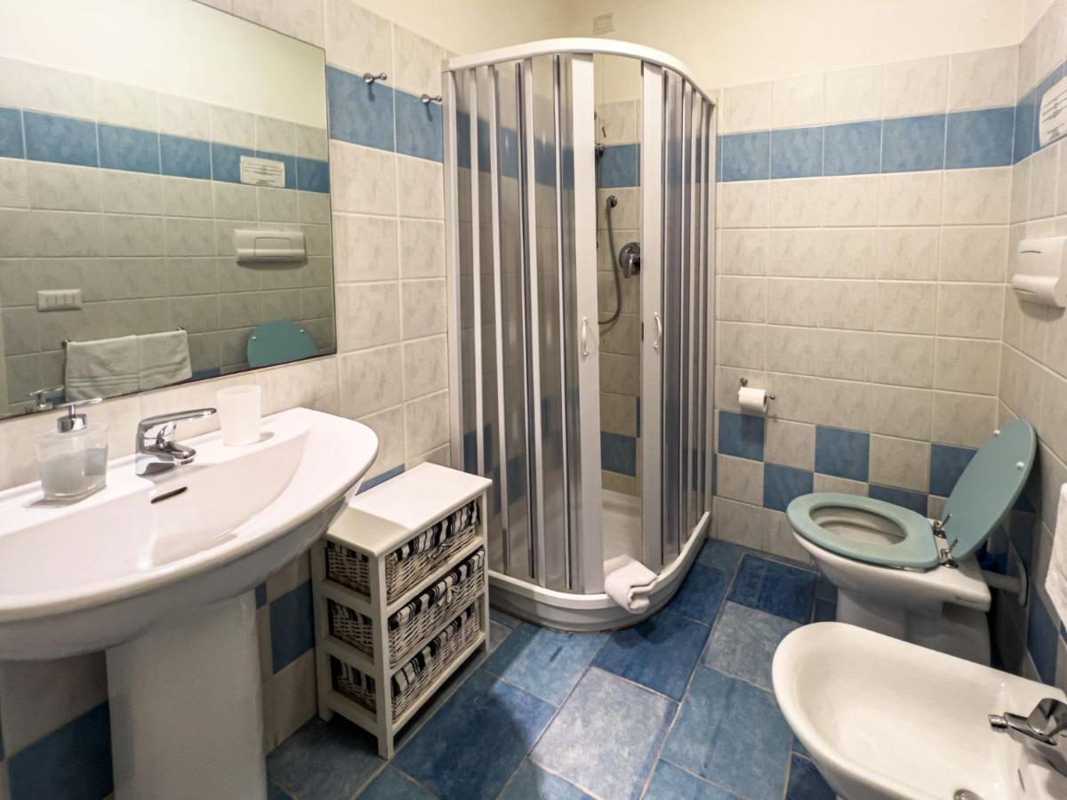 La Terrazza Guesthouse Olbia Ngoại thất bức ảnh