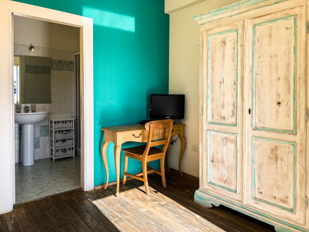 La Terrazza Guesthouse Olbia Ngoại thất bức ảnh